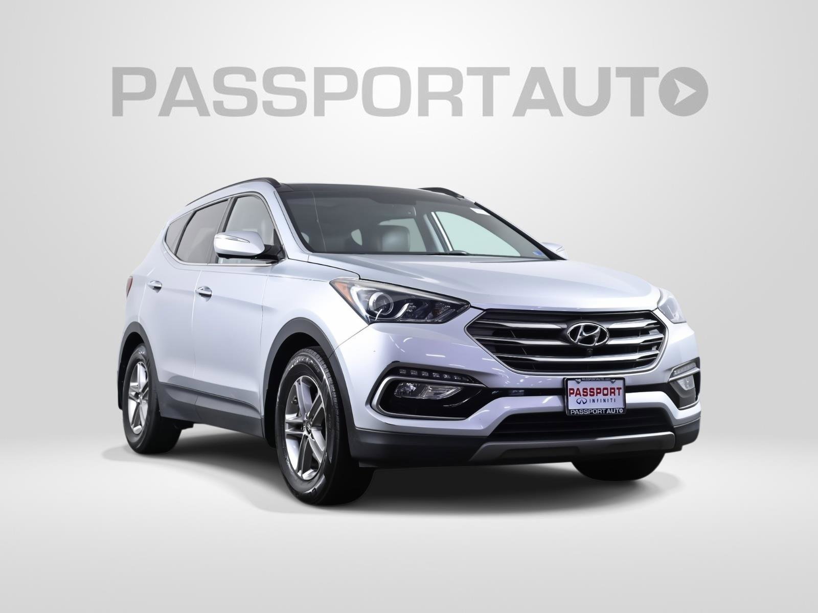 Used 2017 Hyundai Santa Fe Sport w/ 2.4L Tech Package 04 image 3