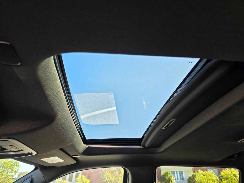 Used 2025 Chevrolet Silverado 1500 ZR2 w/ Technology Package image 13