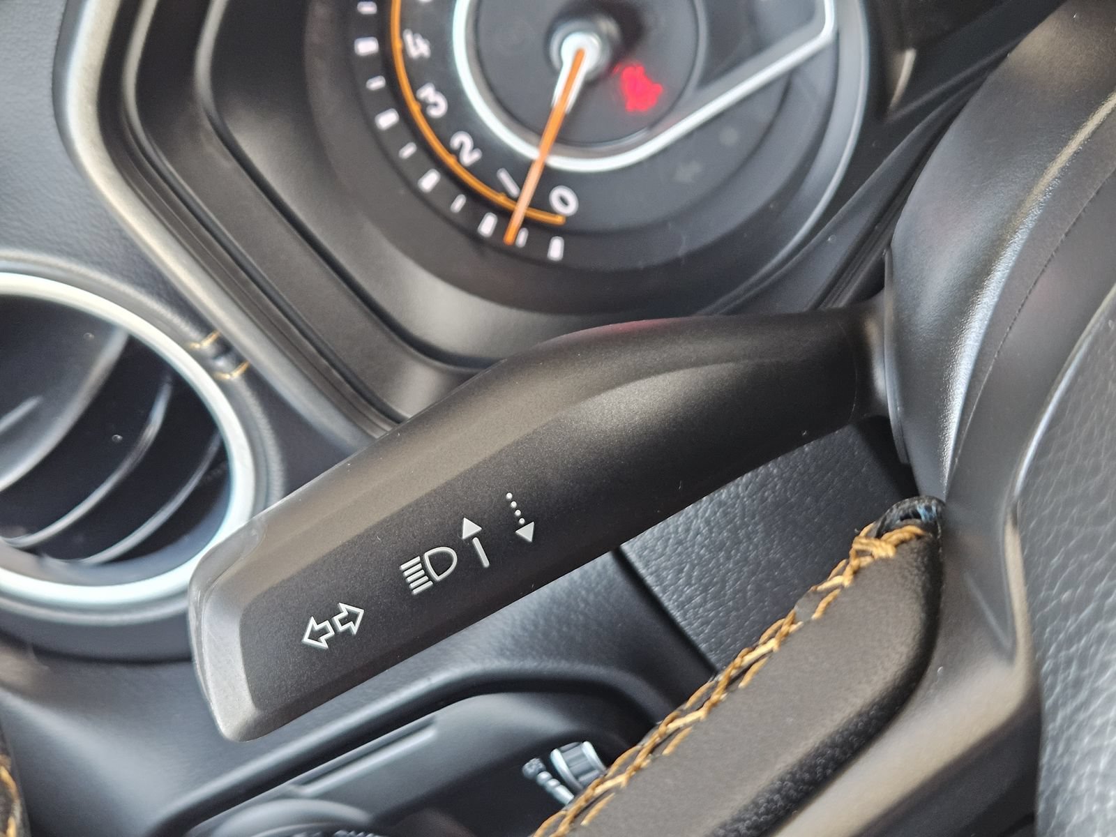 Used 2024 Jeep Gladiator Sport AWD/4WD image 27