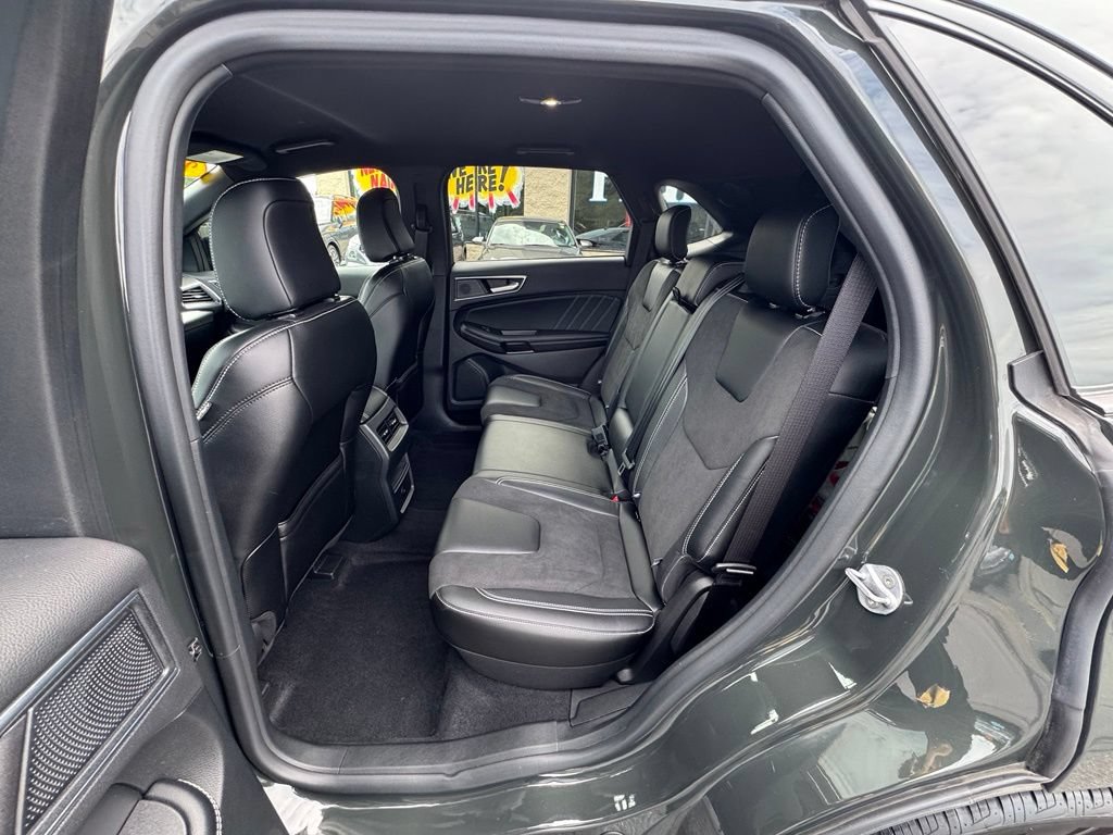 Used 2022 Ford Edge ST AWD/4WD image 9