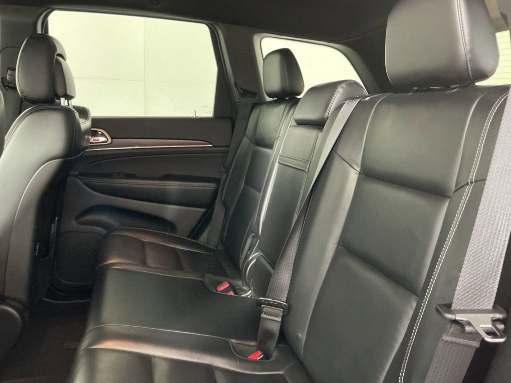 Used 2017 Jeep Grand Cherokee Limited AWD/4WD image 25