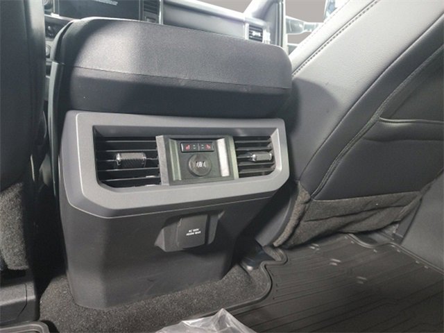 New 2025 Ford F250 Lariat w/ Lariat Ultimate Package image 17
