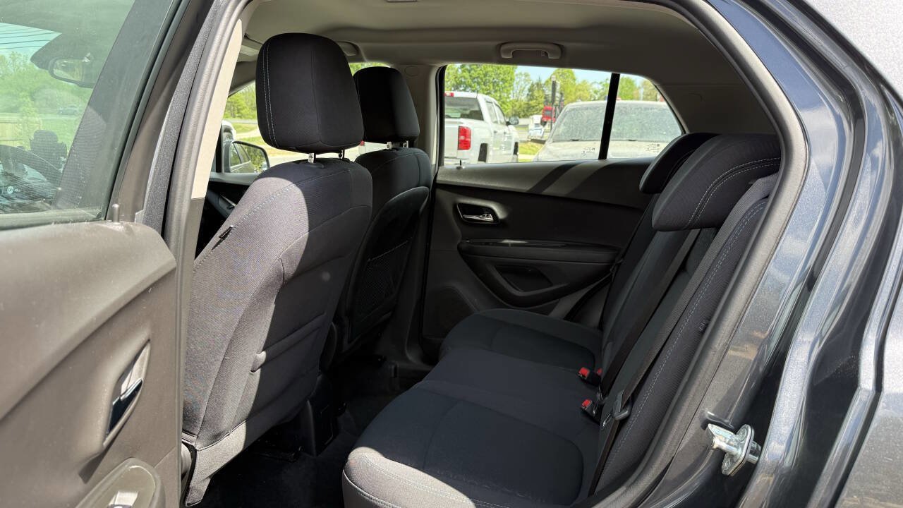 Used 2016 Chevrolet Trax LS image 14