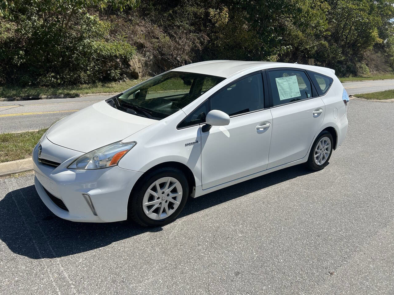 Used 2012 Toyota Prius V Three image 2