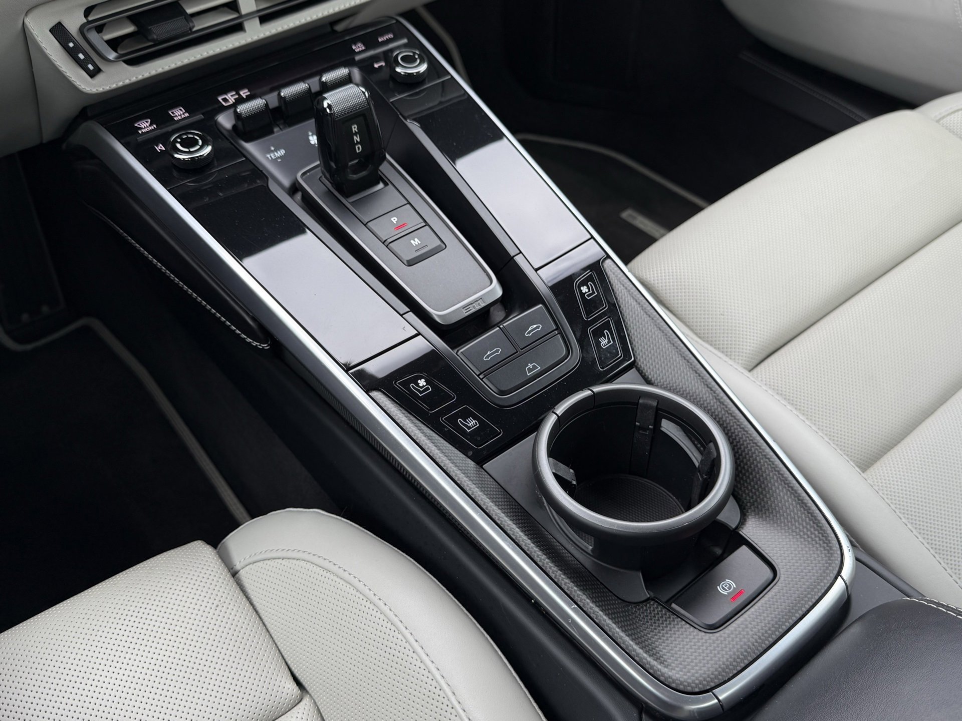 Certified 2022 Porsche 911 Turbo S image 22