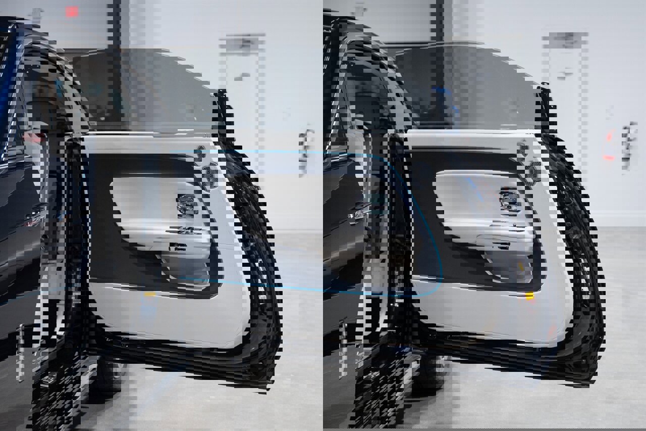 Used 2024 Rolls-Royce Spectre w/ Spectre Launch Package image 24