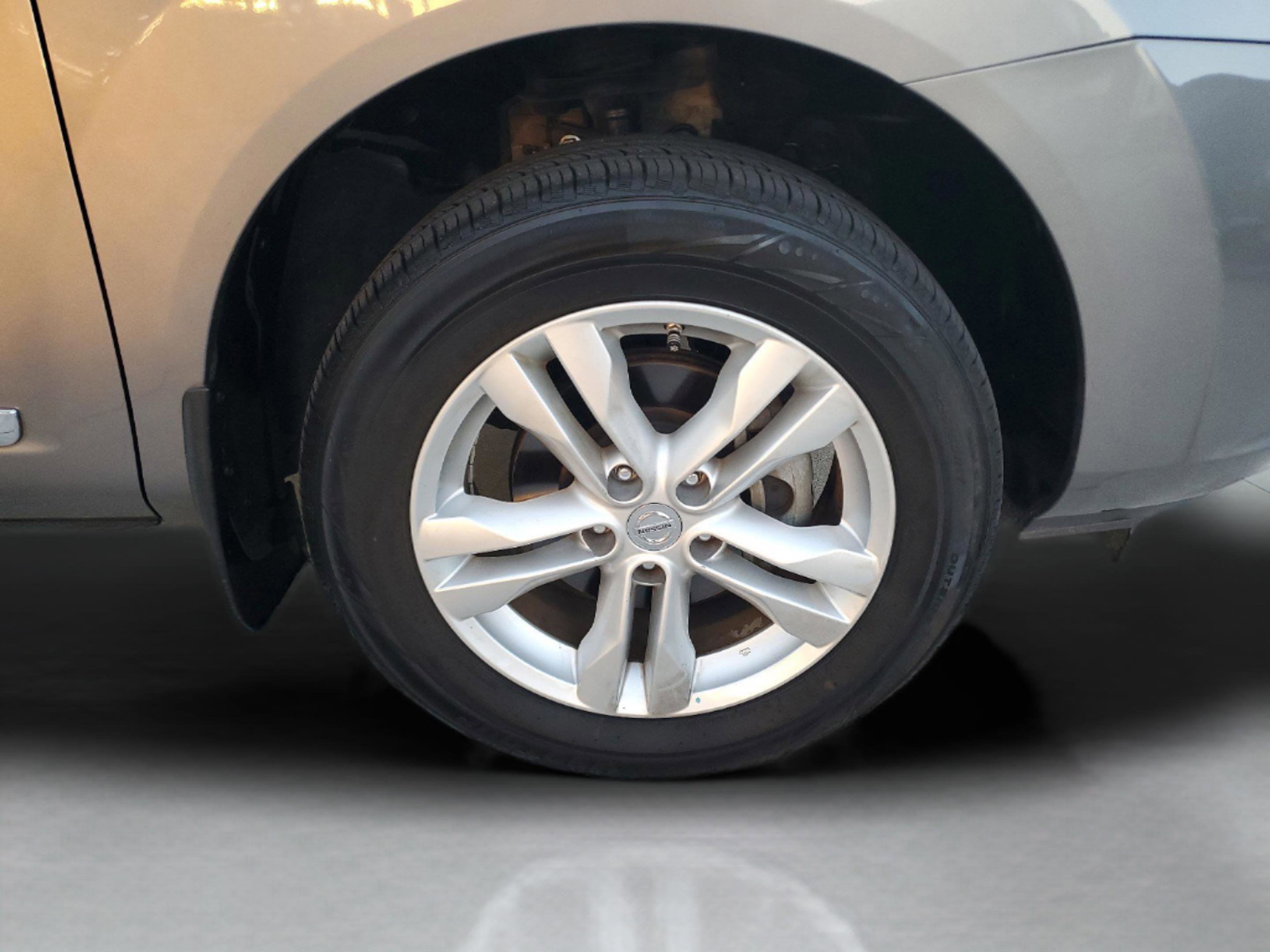 Used 2015 Nissan Rogue S w/ Convenience Package image 27