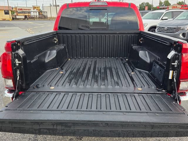Used 2021 Toyota Tacoma SR5 RWD image 11