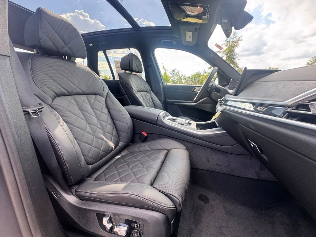 Used 2026 BMW X5 xDrive40i w/ Climate Comfort Package image 23