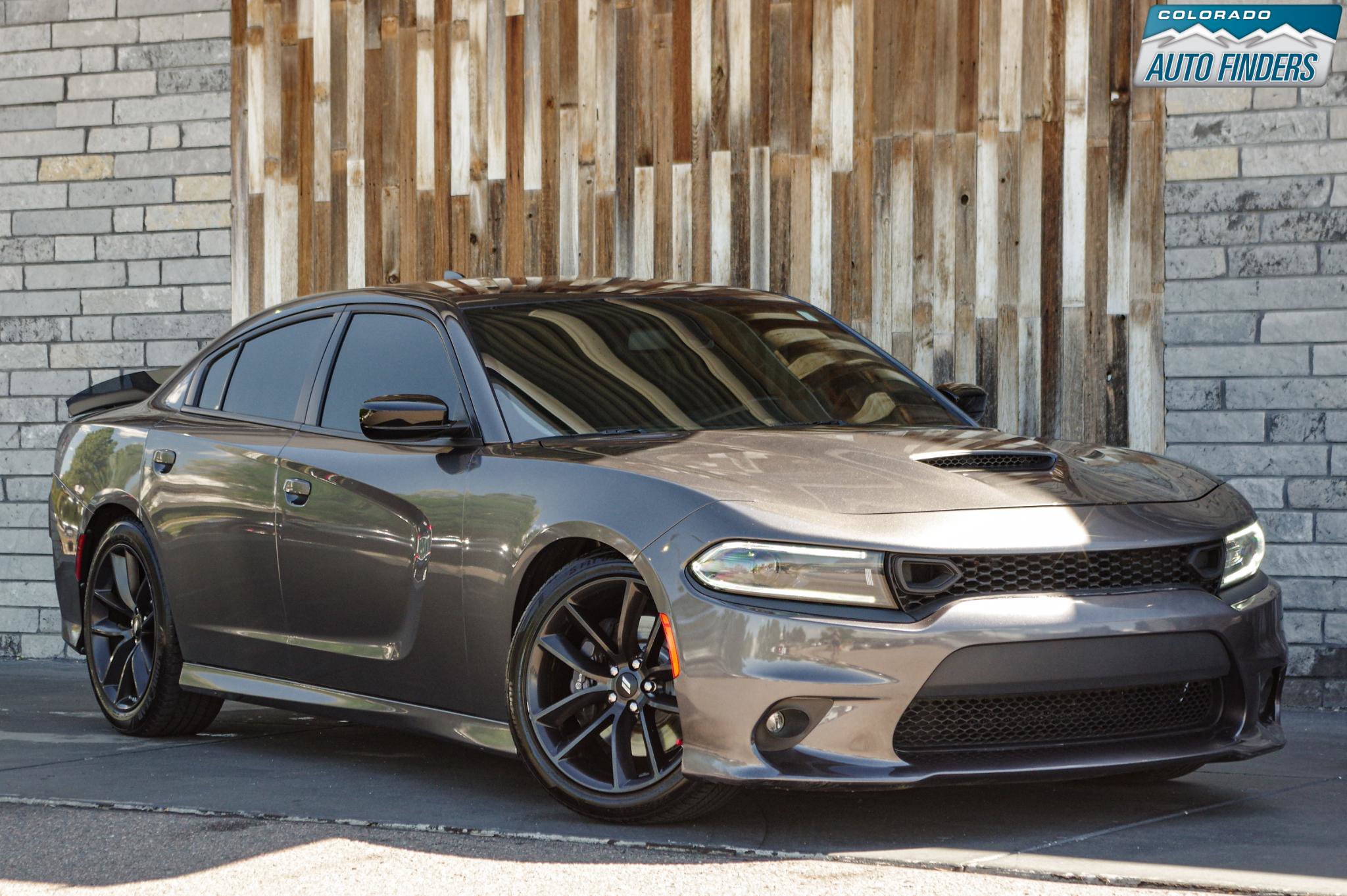 Used 2022 Dodge Charger R/T w/ Performance Handling Group RWD image 9