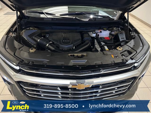 Used 2024 Chevrolet Traverse RS image 32