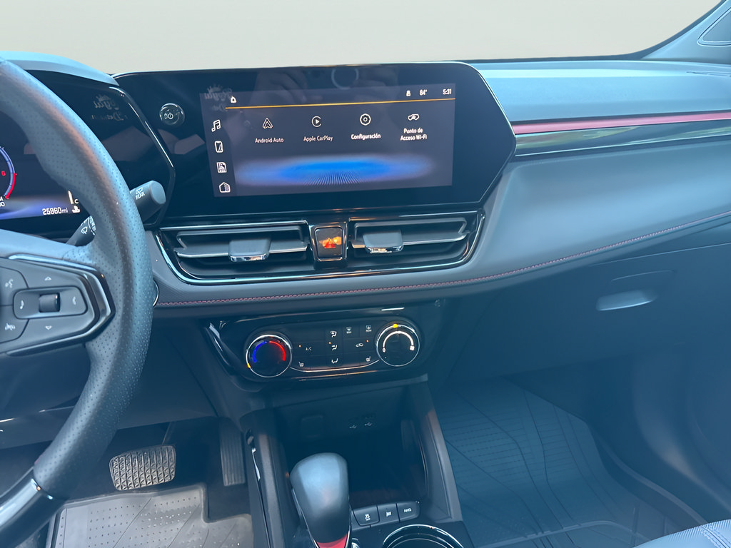Used 2024 Chevrolet TrailBlazer RS AWD/4WD image 25