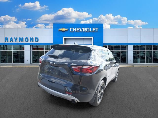 Used 2021 Chevrolet Blazer LT w/ Sound & Technology Package AWD/4WD image 3