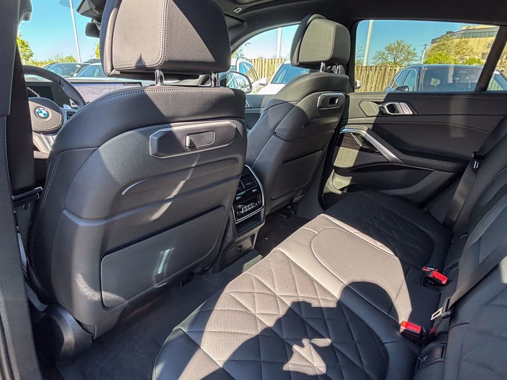 New 2026 BMW X6 xDrive40i AWD/4WD image 34