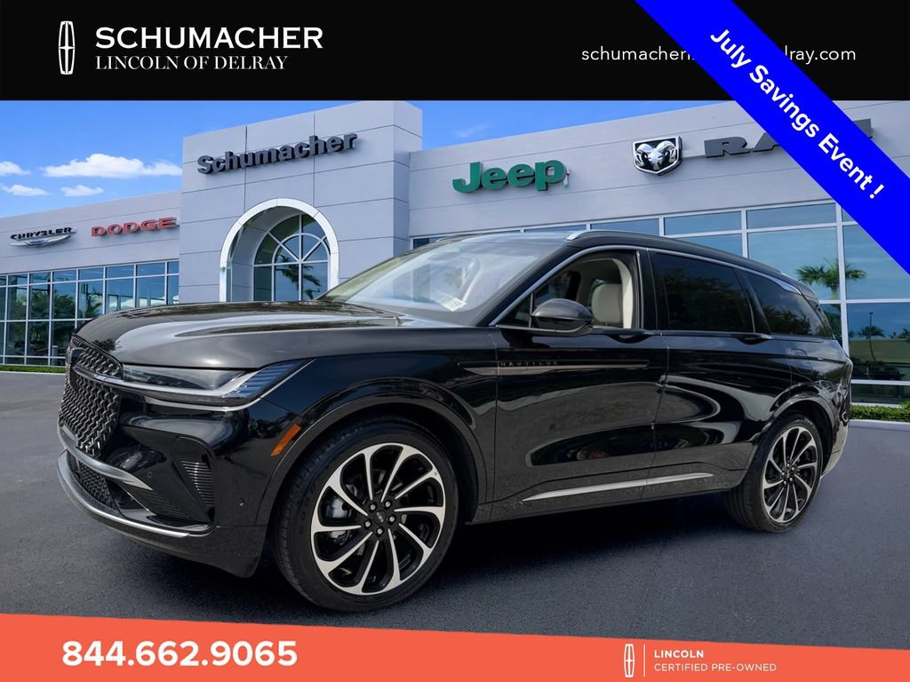 Used 2024 Lincoln Nautilus Black Label AWD/4WD image 3