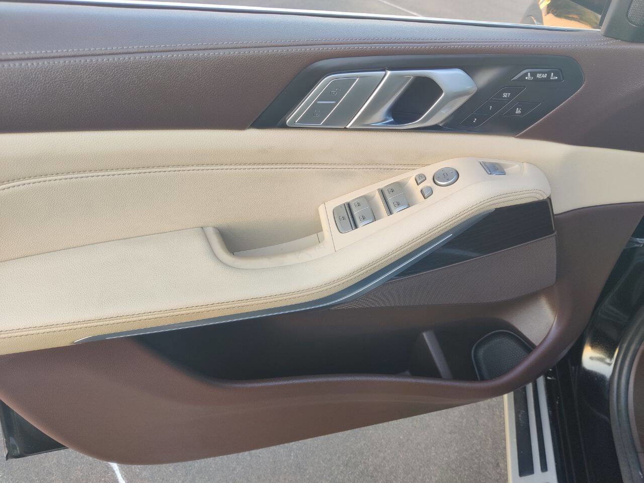 Used 2019 BMW X7 xDrive40i w/ Cold Weather Package image 64