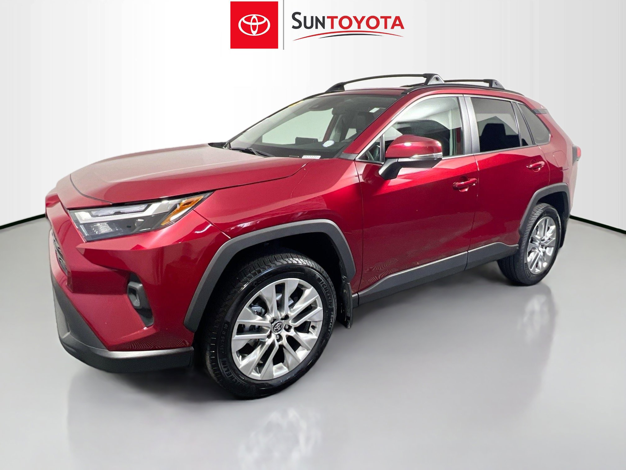 Used 2025 Toyota RAV4 XLE Premium image 9