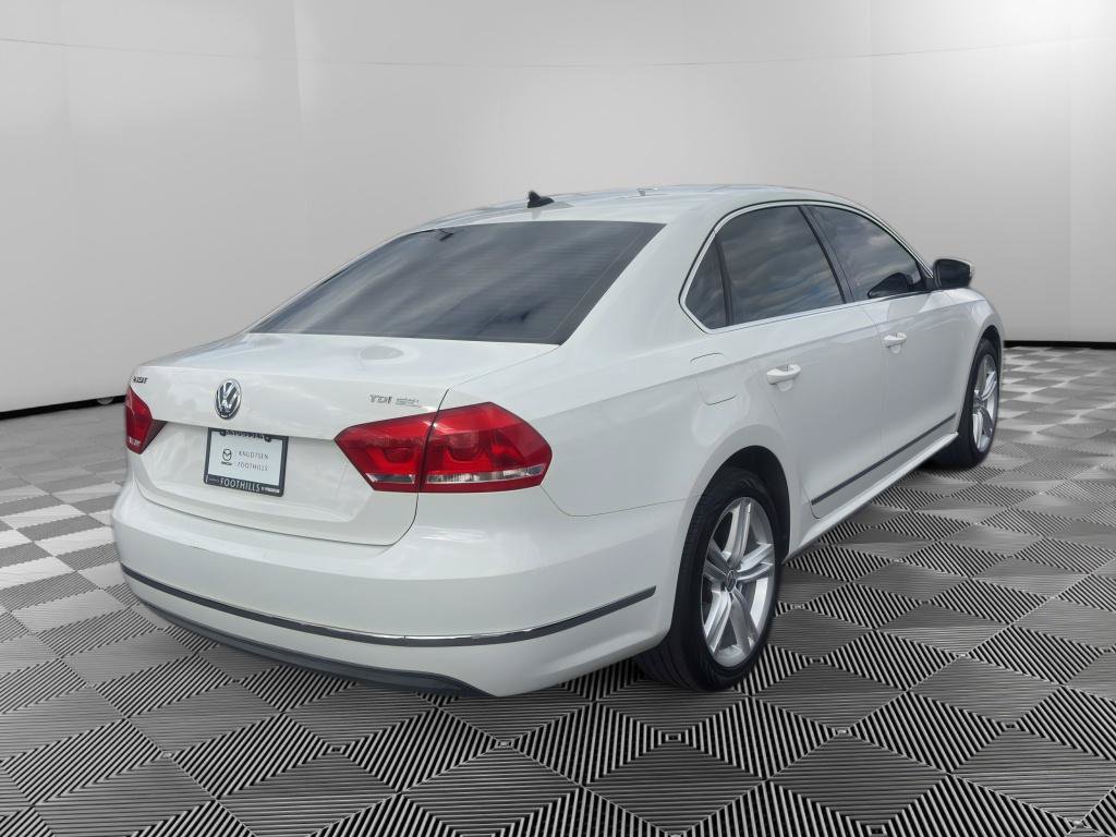 Used 2013 Volkswagen Passat TDI SEL Premium FWD image 7