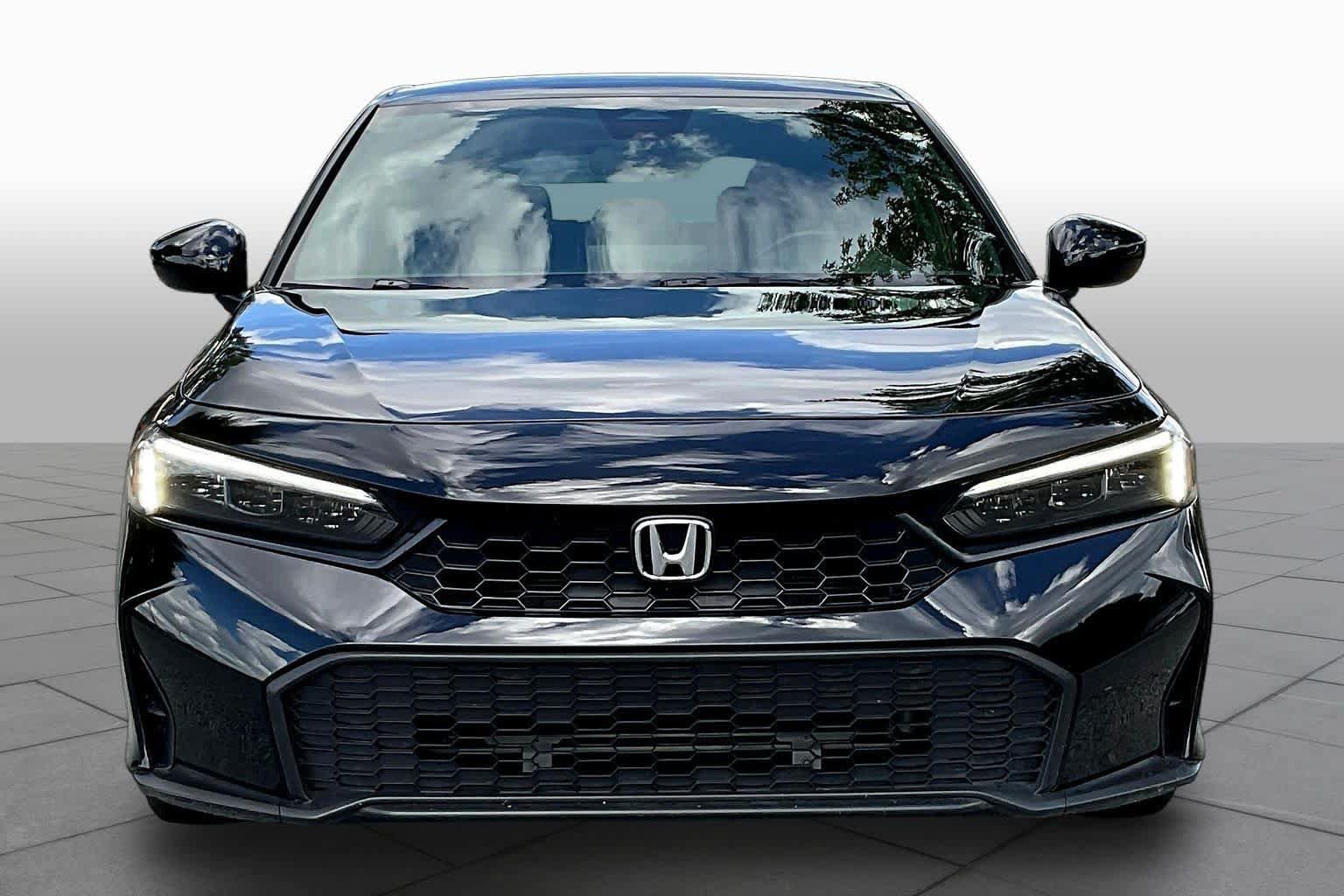 Used 2025 Honda Civic Sport image 4