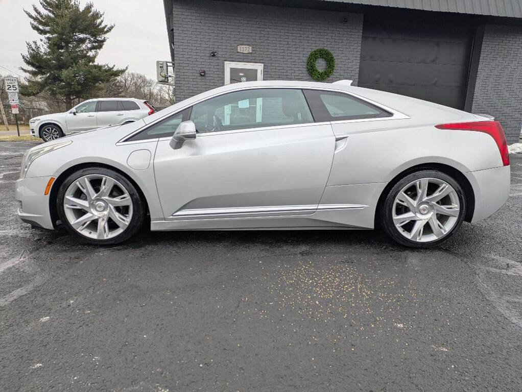 Used 2014 Cadillac ELR Base 2dr Coupe image 3