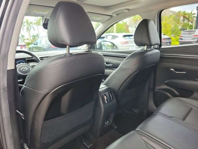 Certified 2023 Hyundai Tucson SEL w/ Convenience Package FWD image 9
