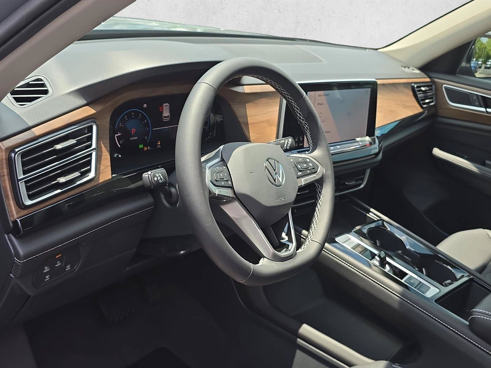New 2026 Volkswagen Atlas SE FWD image 6