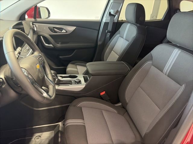 New 2026 Chevrolet Blazer LT w/ Convenience Package FWD image 5