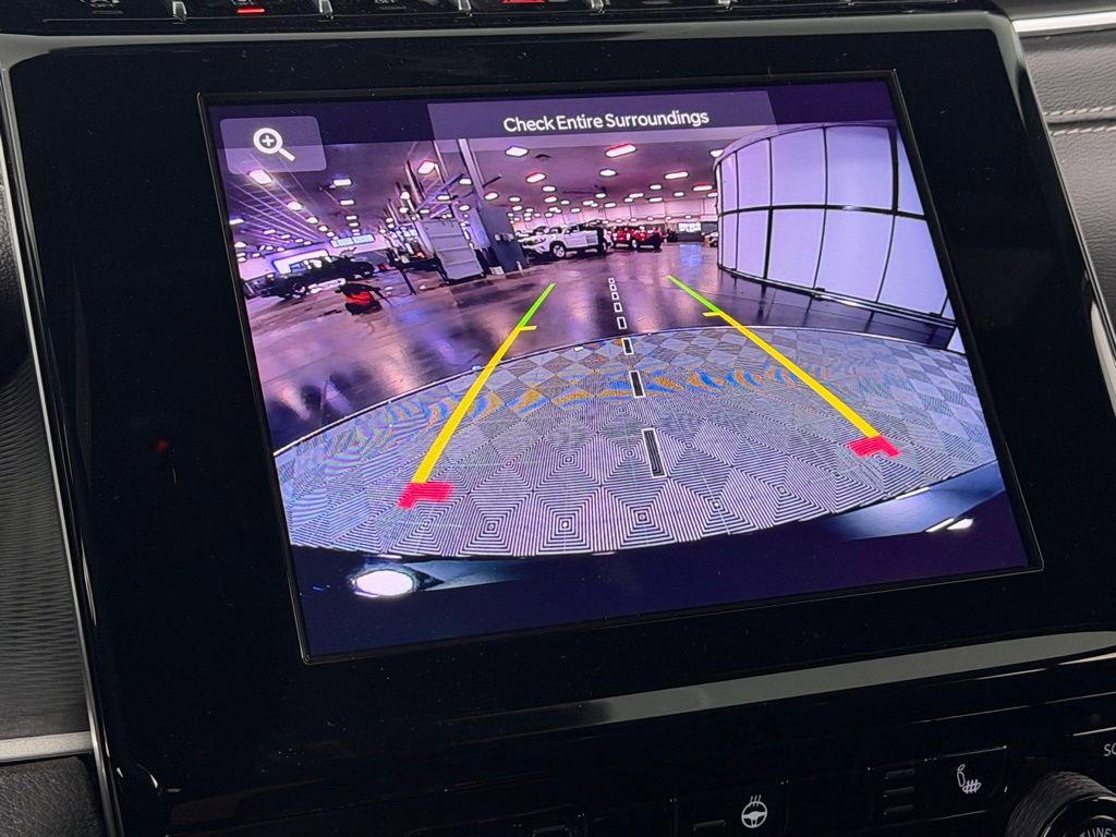 Used 2025 Jeep Grand Cherokee Laredo w/ Luxury Tech Group I image 20