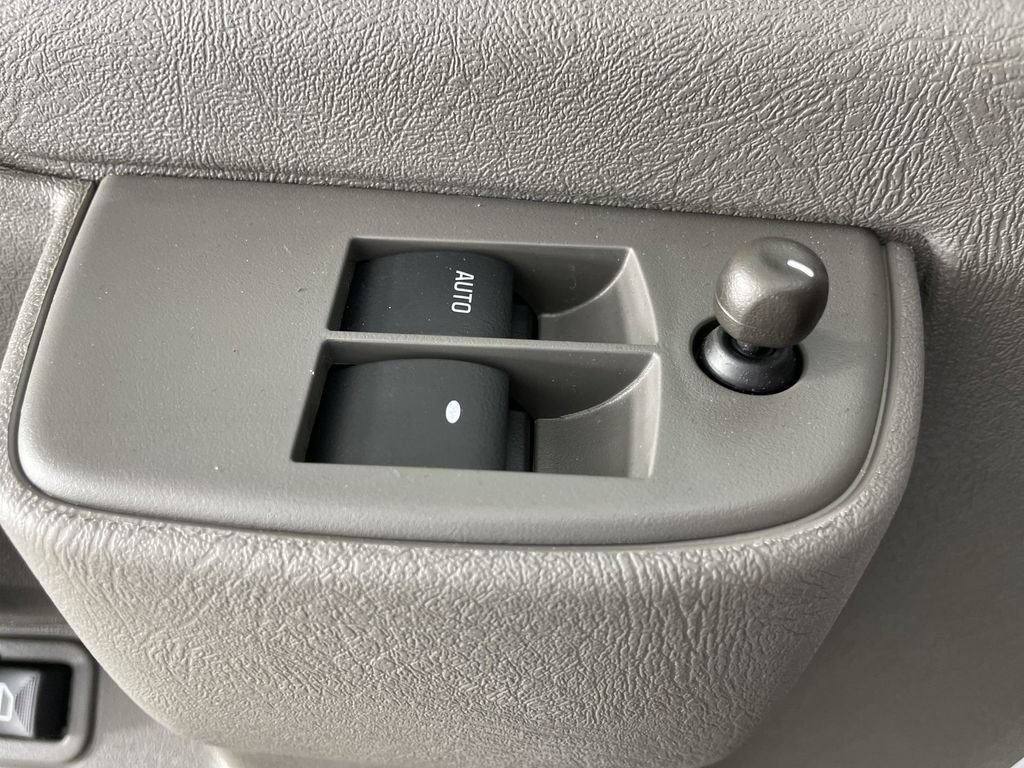 New 2025 GMC Savana 2500 Extended w/ Driver Convenience Package RWD image 21