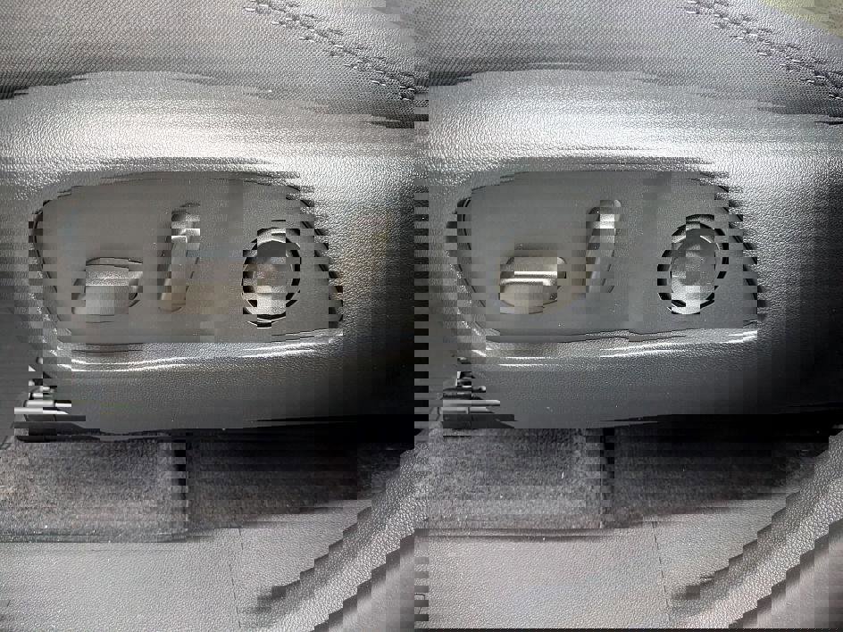 New 2026 Chevrolet Equinox LT w/ Convenience Package II image 11