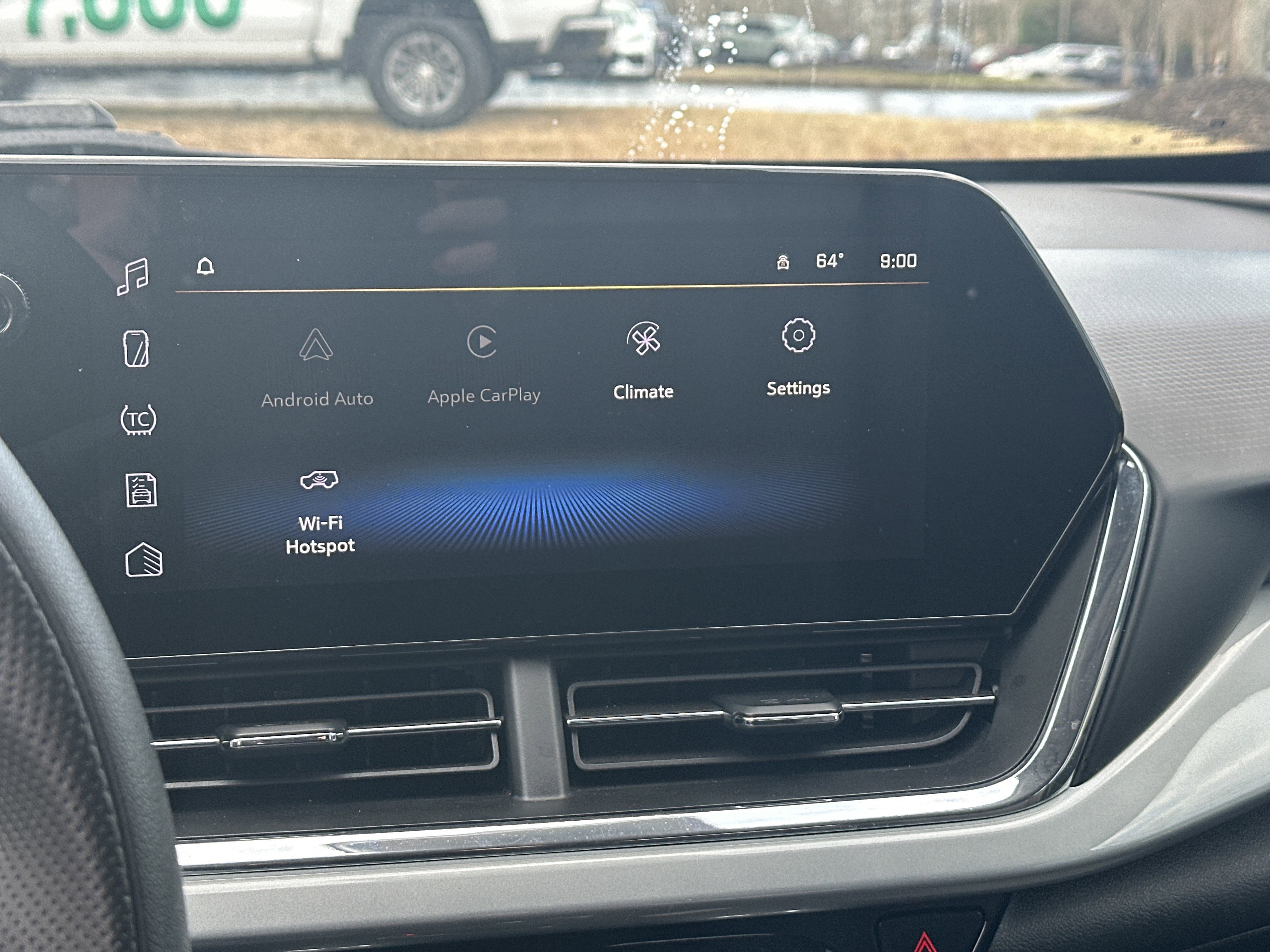 Certified 2025 Chevrolet Trax LT image 28