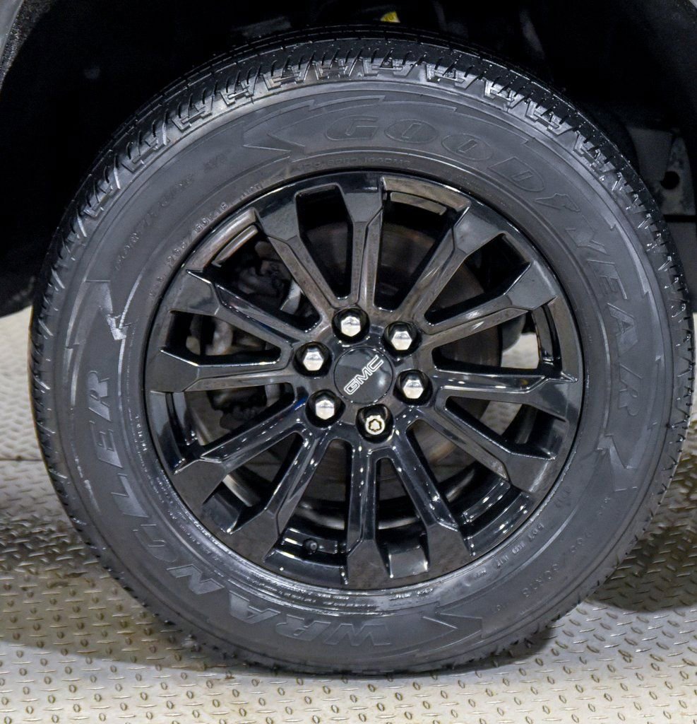 Used 2021 GMC Canyon Elevation image 13