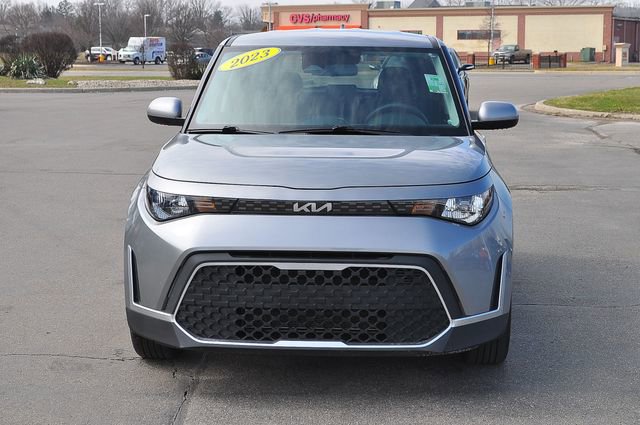 Used 2023 Kia Soul LX w/ LX Technology Package image 8