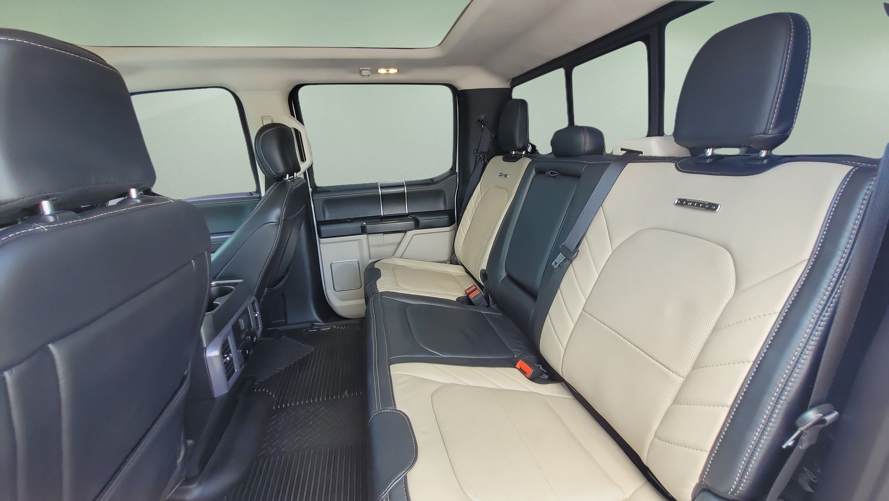 Certified 2021 Ford F350 Limited AWD/4WD image 17