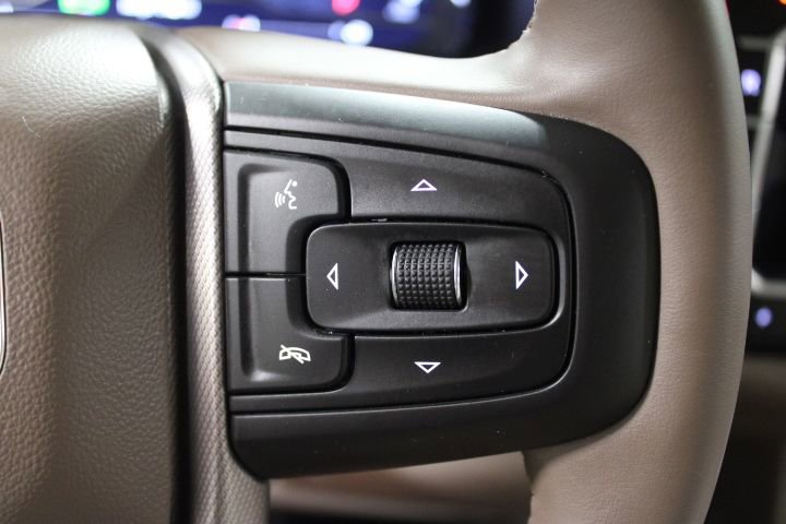 Used 2024 GMC Yukon XL Denali AWD/4WD image 38