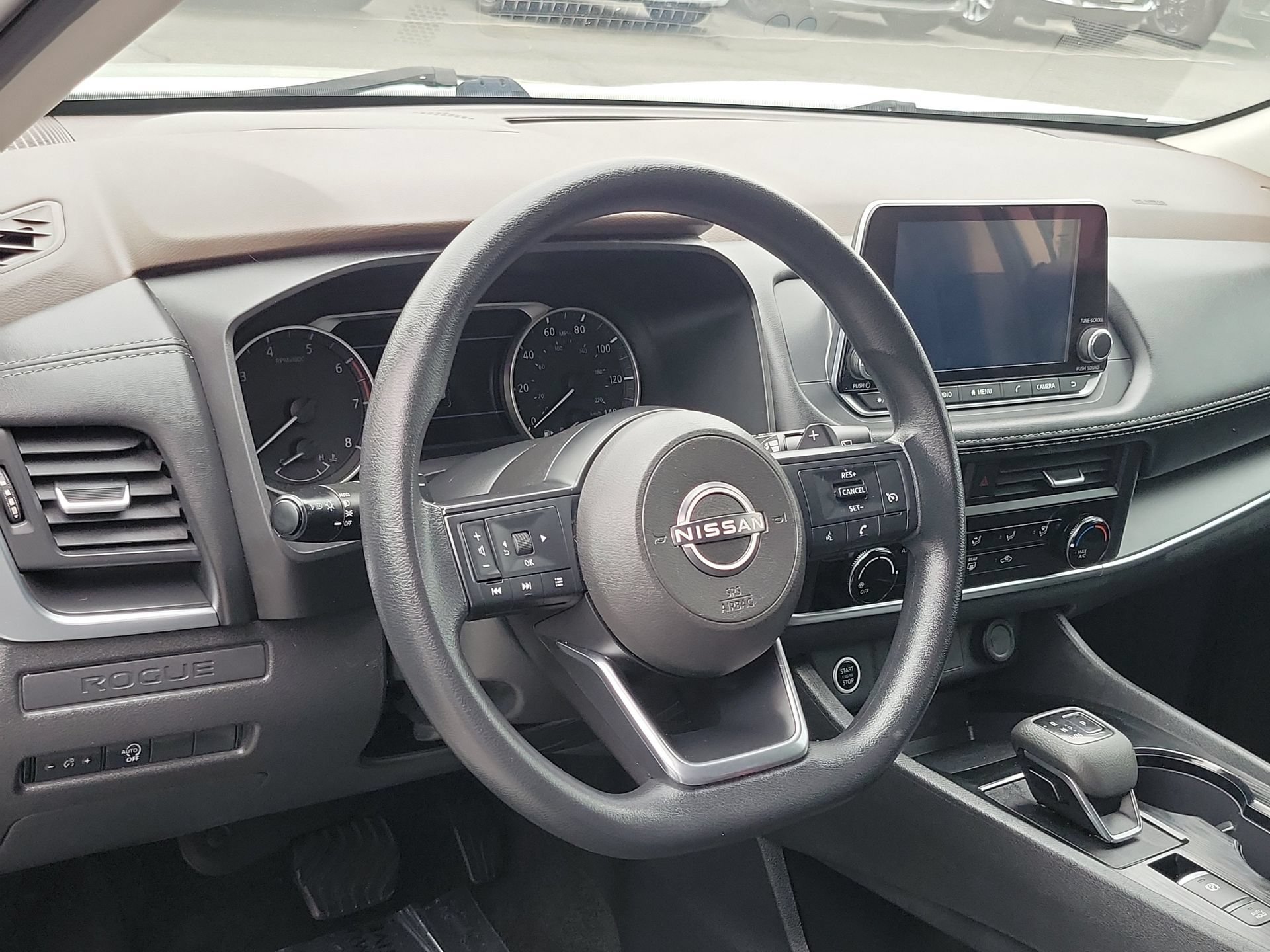 Used 2023 Nissan Rogue S FWD image 7