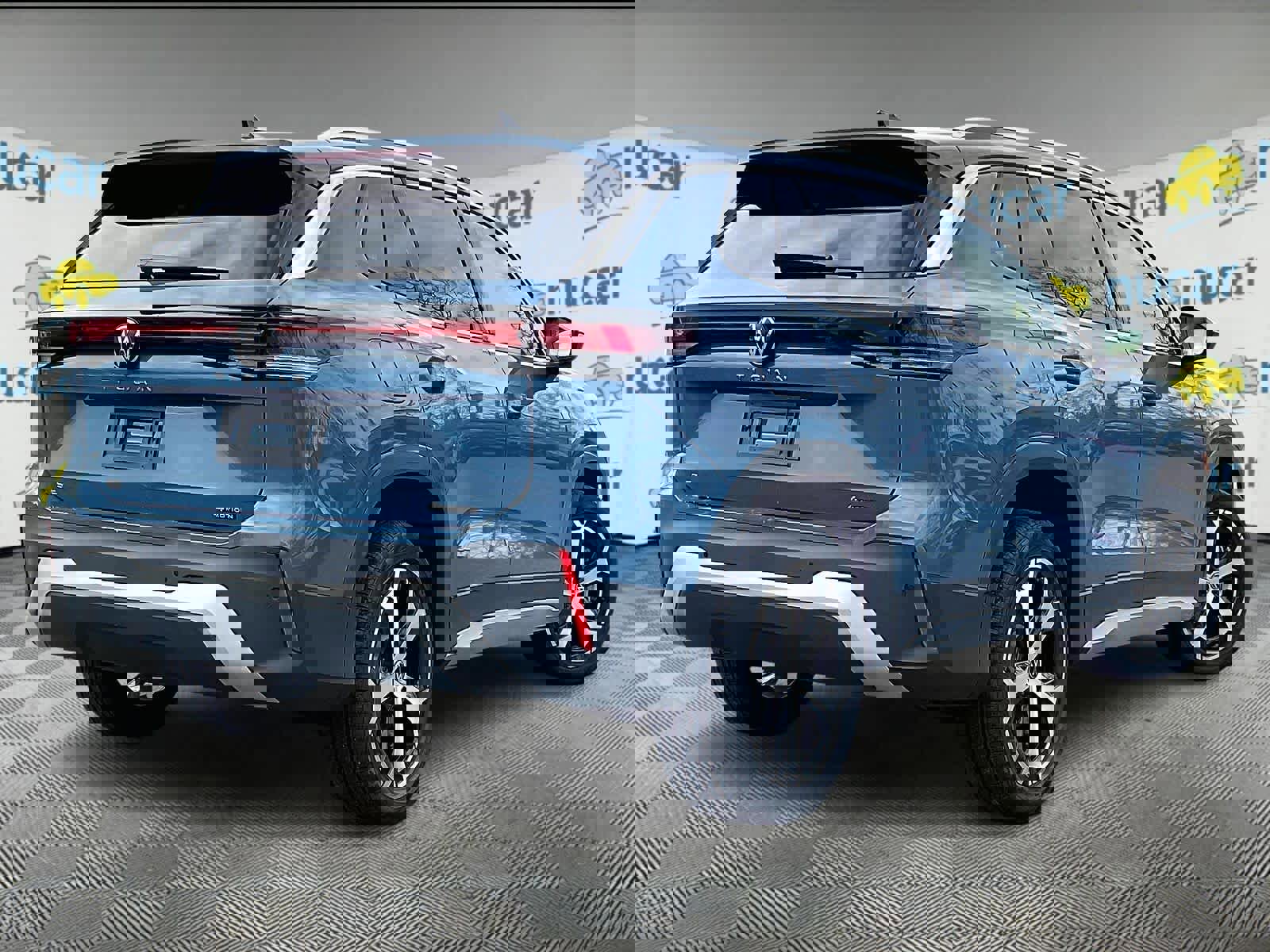 New 2026 Volkswagen Tiguan SE image 7