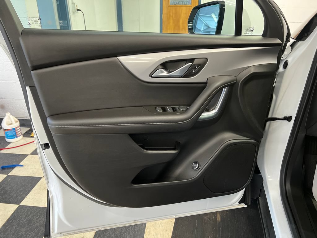 Used 2022 Chevrolet Blazer LT AWD/4WD image 33