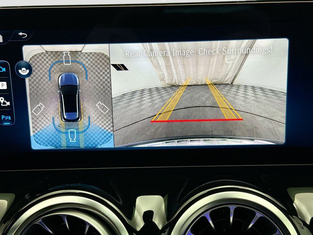 New 2026 Mercedes-Benz GLA 35 AMG 4MATIC image 15