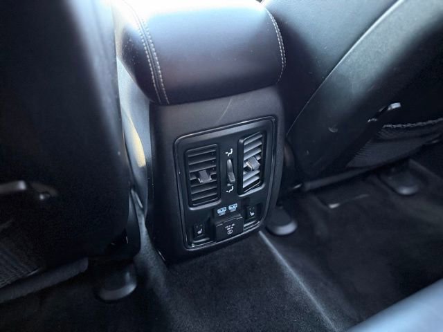 Used 2015 Jeep Grand Cherokee Limited w/ Trailer Tow Group IV image 20