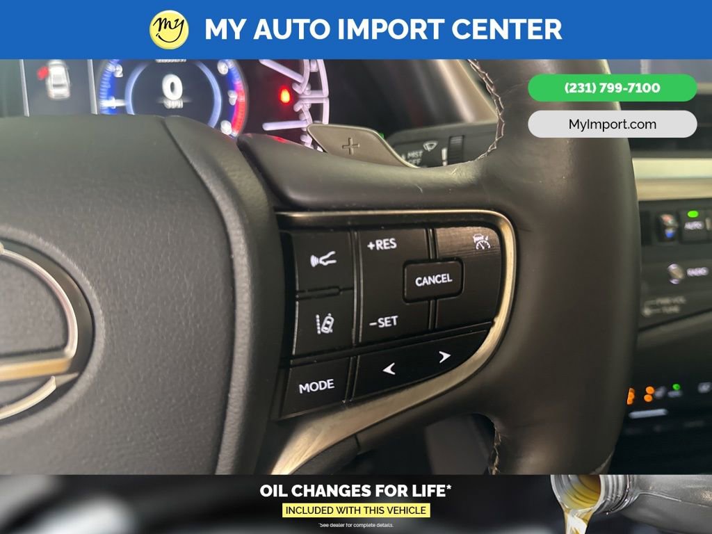 Used 2019 Lexus ES 350 Luxury w/ Accessory Package 2 image 18