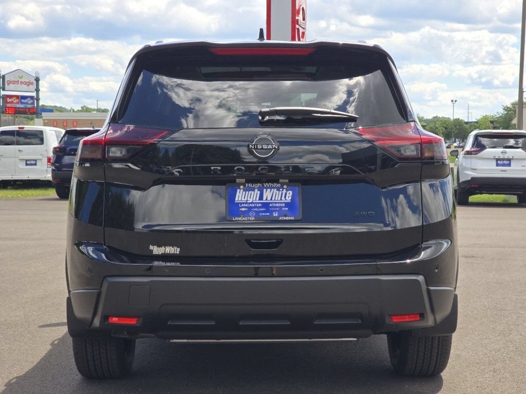 New 2026 Nissan Rogue Dark Armor AWD/4WD image 11