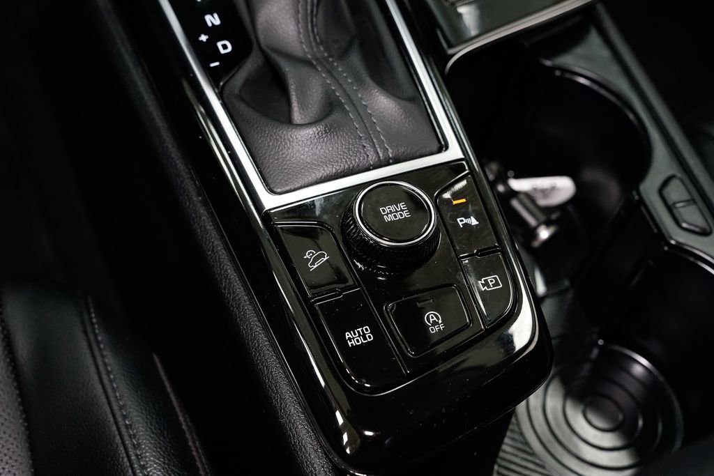 Certified 2025 Kia Sportage EX image 22