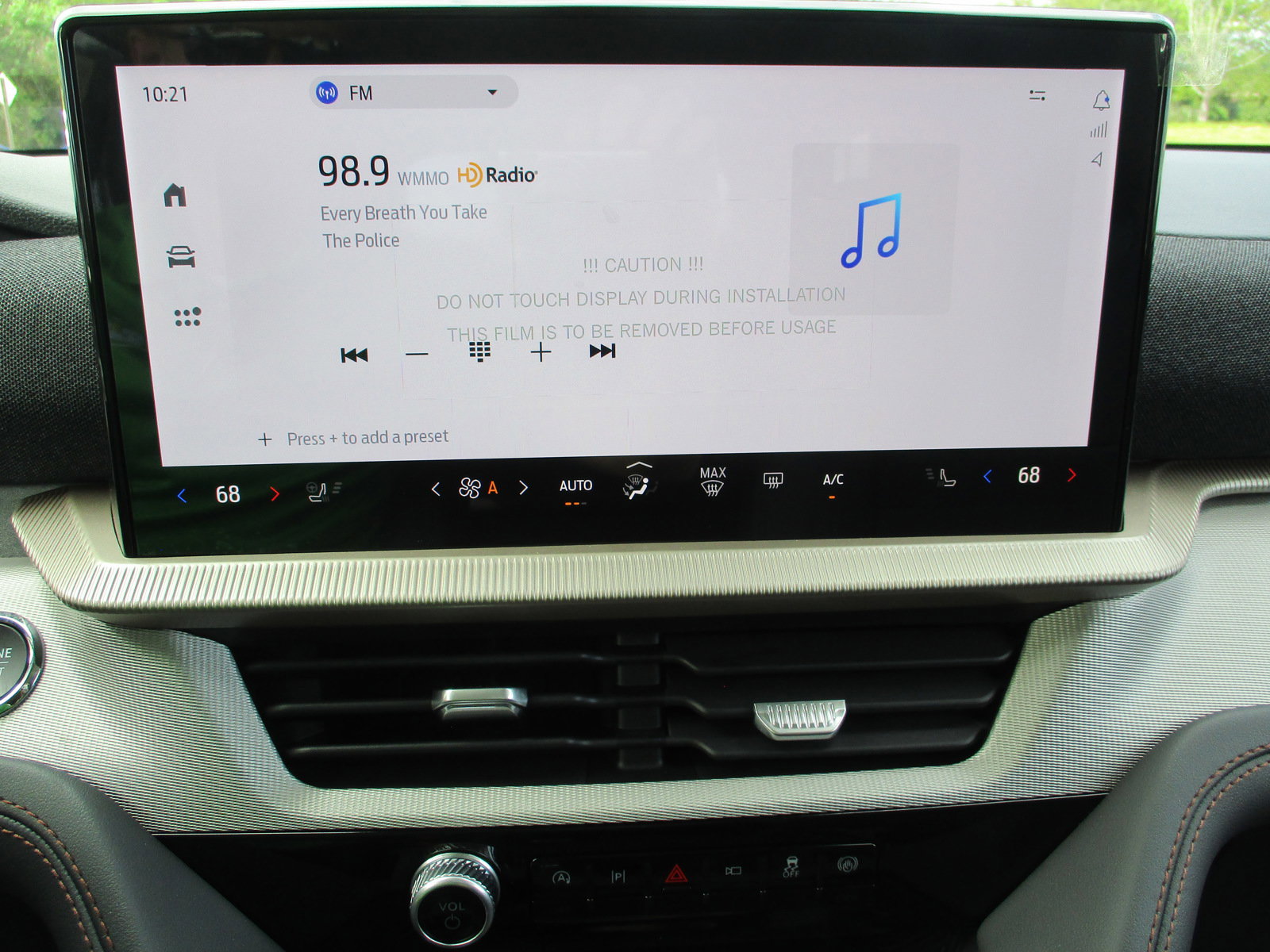 New 2025 Ford Explorer Active w/ Active Comfort Package image 15