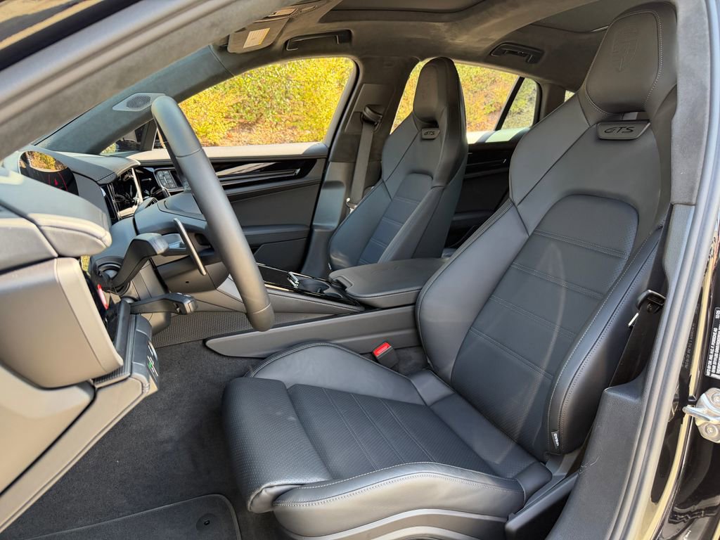 Used 2026 Porsche Panamera GTS image 15