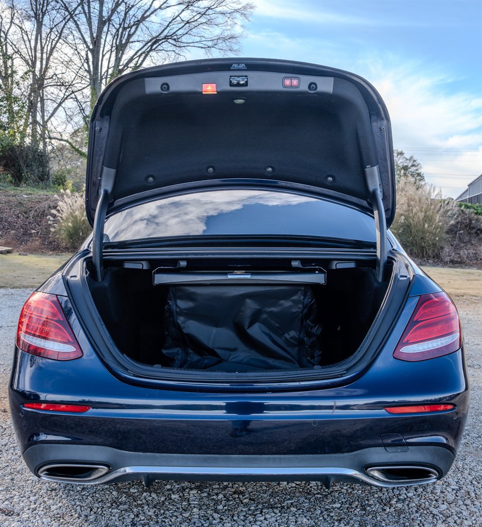 Used 2017 Mercedes-Benz E 300 w/ Premium 1 Package image 9