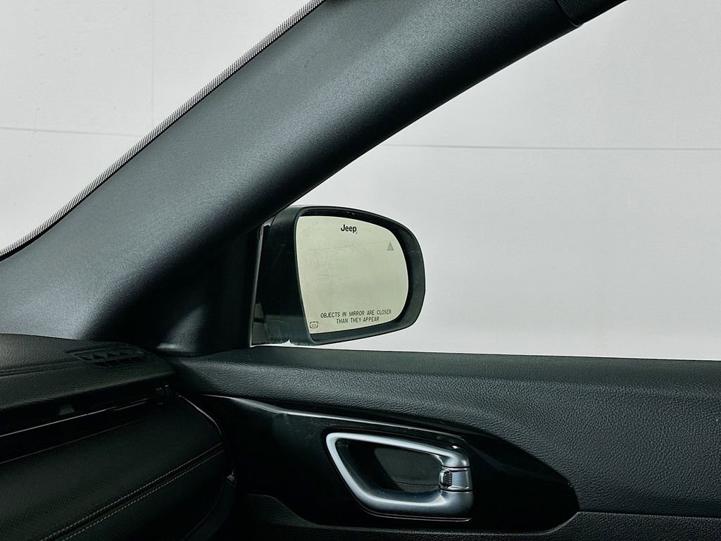 Used 2023 Jeep Compass Altitude image 27