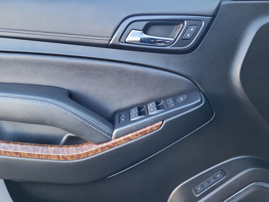 Used 2020 Chevrolet Suburban Premier w/ RST 6.2L Performance Edition image 10