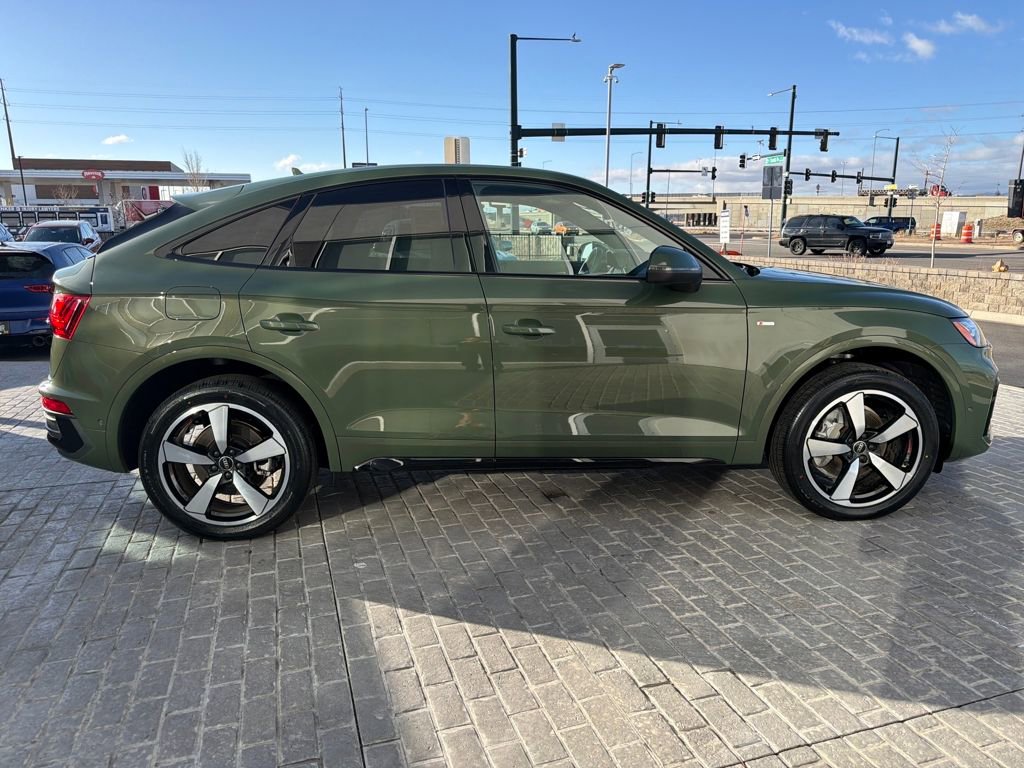 Used 2023 Audi Q5 2.0T Prestige w/ Prestige Package image 6