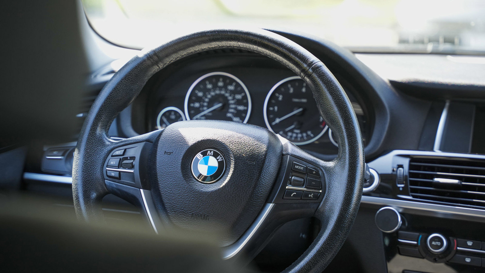 Used 2017 BMW X3 sDrive28i image 18